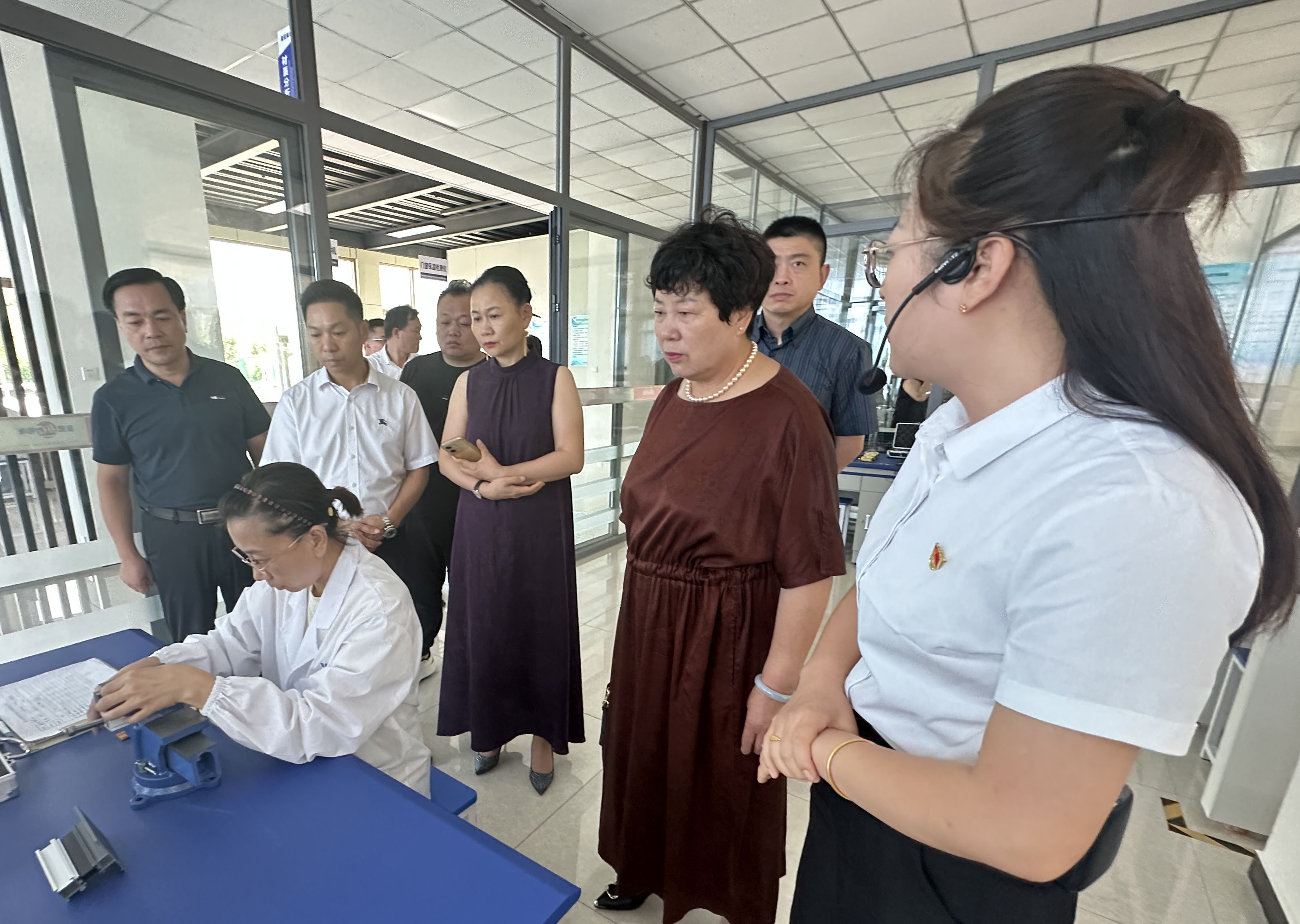企业家合作商会一行走访会员企业—天津皇冠幕墙装饰股份有限公司