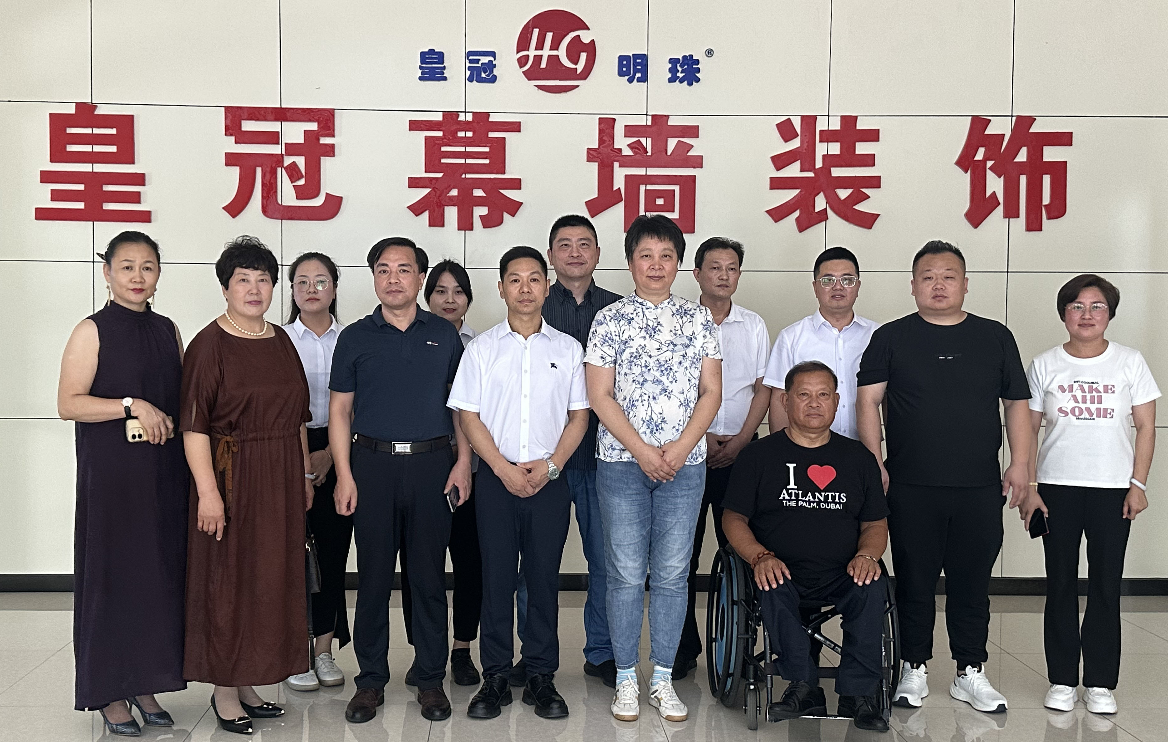 企业家合作商会一行走访会员企业—天津皇冠幕墙装饰股份有限公司